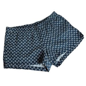 Kut from the Kloth Blue and White Linen Shorts with Pockets